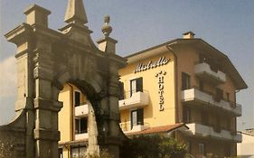 Hotel Mistrello Di Savoia